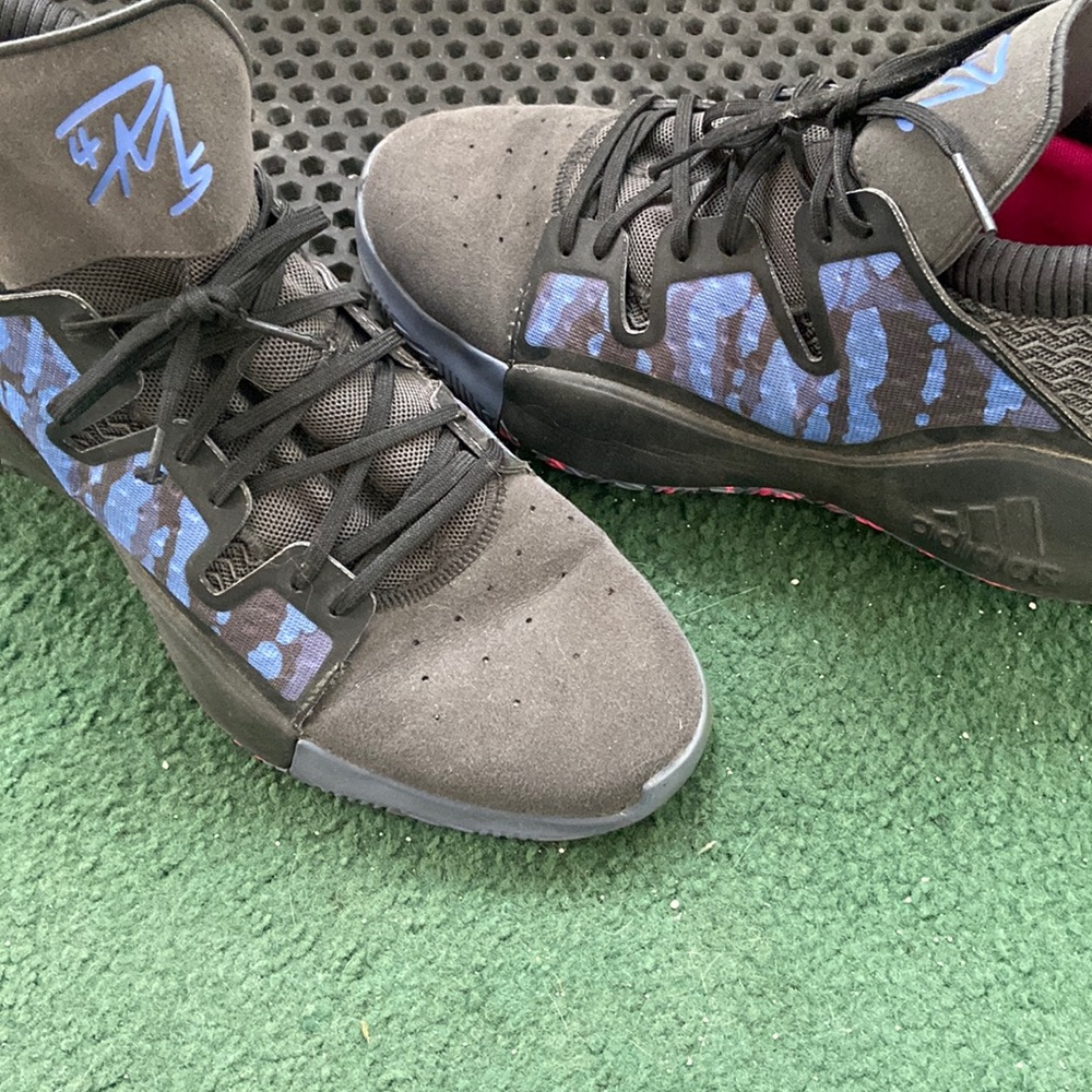 Adidas men’s basketball sneakers